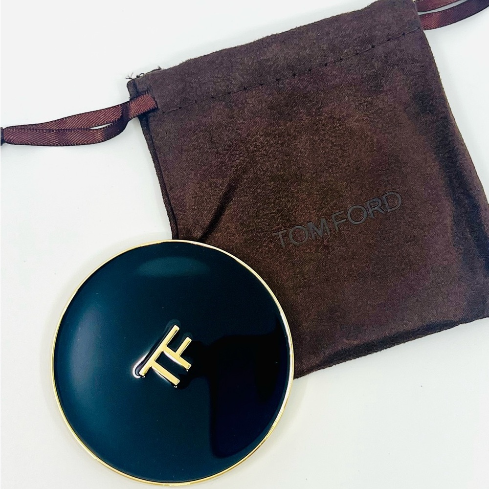 Tom Ford Dual Sides Compact Mirror - Picture 2 of 5